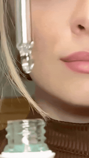 Aplica 10 gotas bajo la lengua